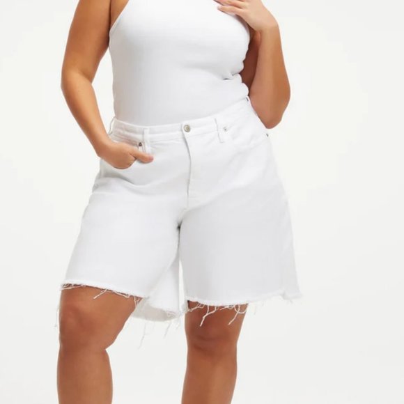 NWOT Good American 90s Icon Bermuda Shorts White raw hem denim US18 high waist - Picture 1 of 16
